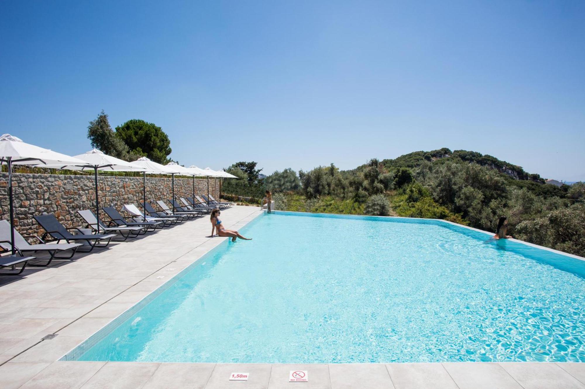 Amira Aparthotel Skiathos Town Luaran gambar